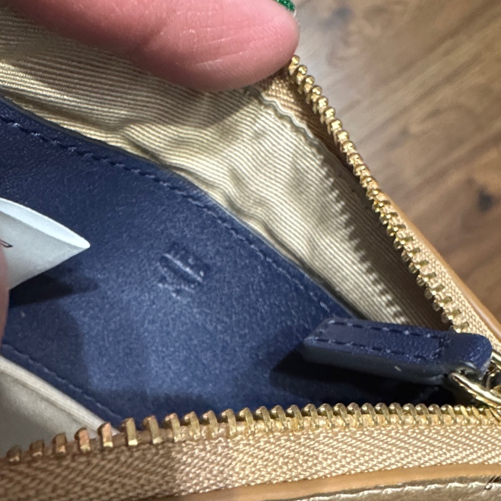 MCM Gold and dark blue Monogram Wallet - Picture 8 of 13